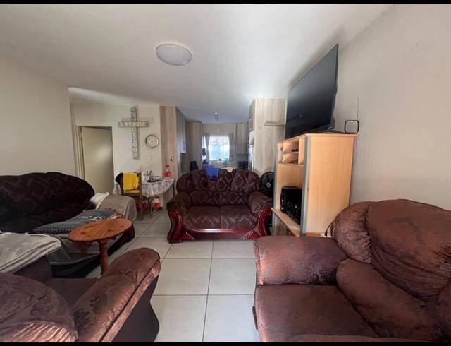 2 BEDROOM APARTMENT FOR SALE IN HELIKONPARK